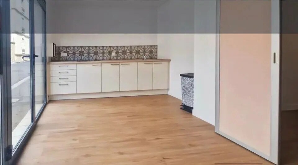 Retail in Lagny-sur-Marne for lease - Interior Photo - Image 1 of 4