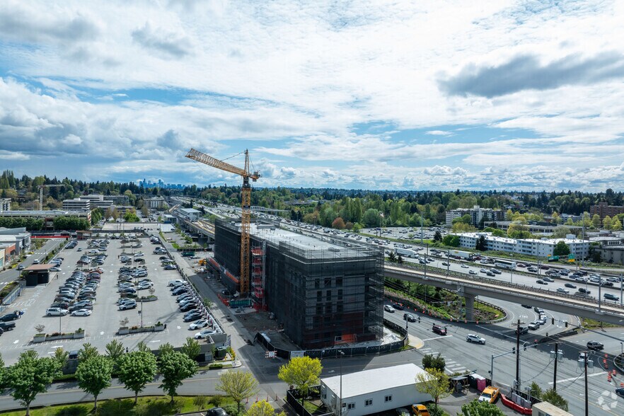 401 NE Northgate Way, Seattle, WA for lease - Building Photo - Image 2 of 5