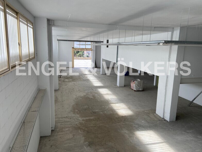 Industrial in Sant Joan Despí, Barcelona for lease - Interior Photo - Image 3 of 18