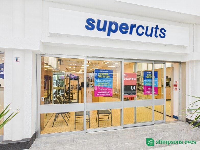 Horne Ln, Bedford for lease - Interior Photo - Image 2 of 33