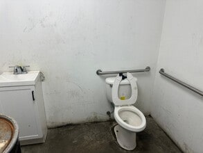 1217 E 233rd St, Bronx, NY for lease Building Photo- Image 1 of 7