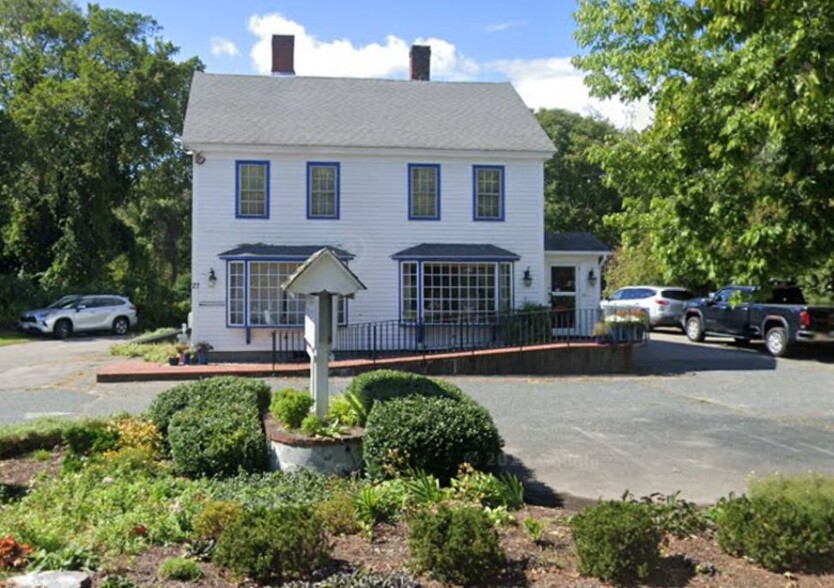 27 N Main St, Sherborn, MA for lease - Primary Photo - Image 1 of 1