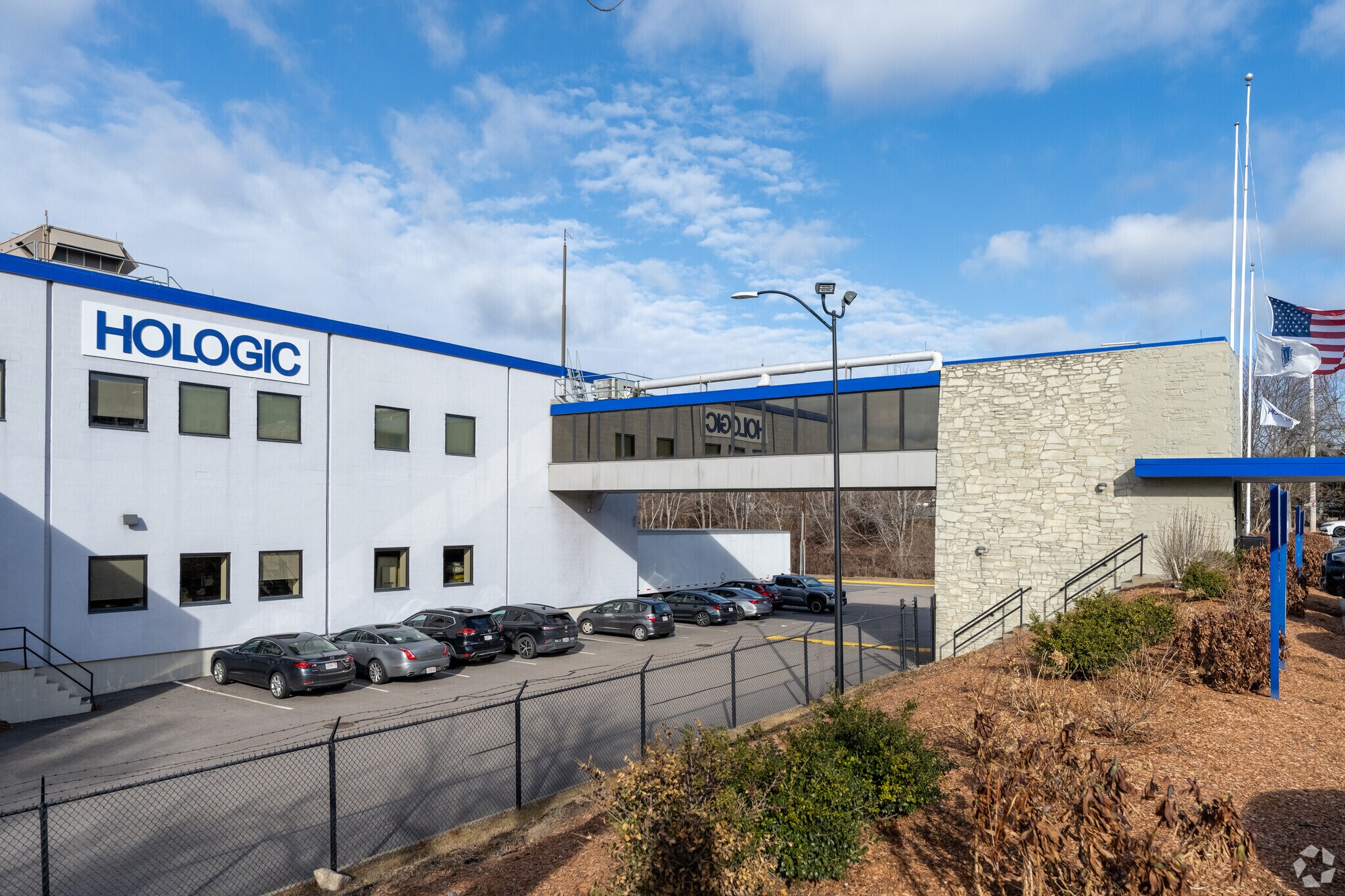 445 Simarano Dr, Marlborough, MA for lease Primary Photo- Image 1 of 18