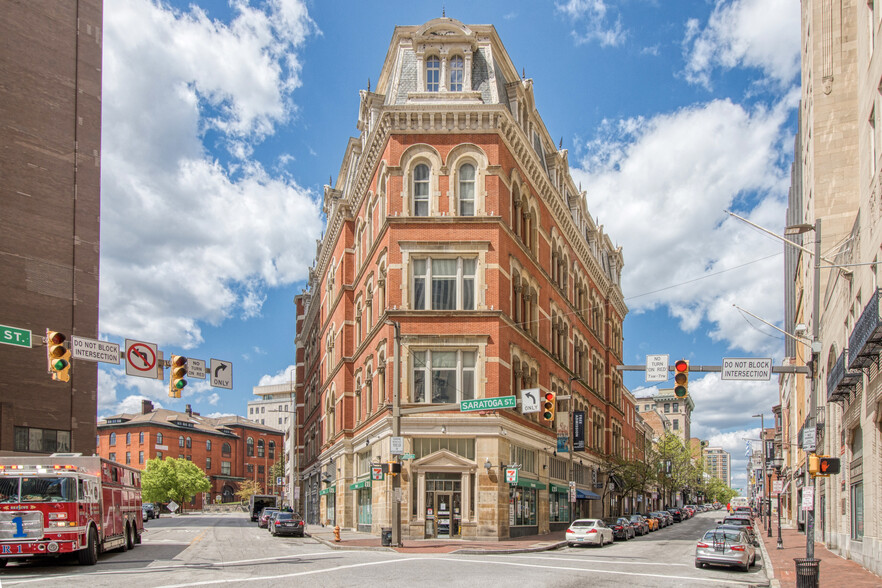 300 N Charles St, Baltimore, MD for lease - Building Photo - Image 1 of 1