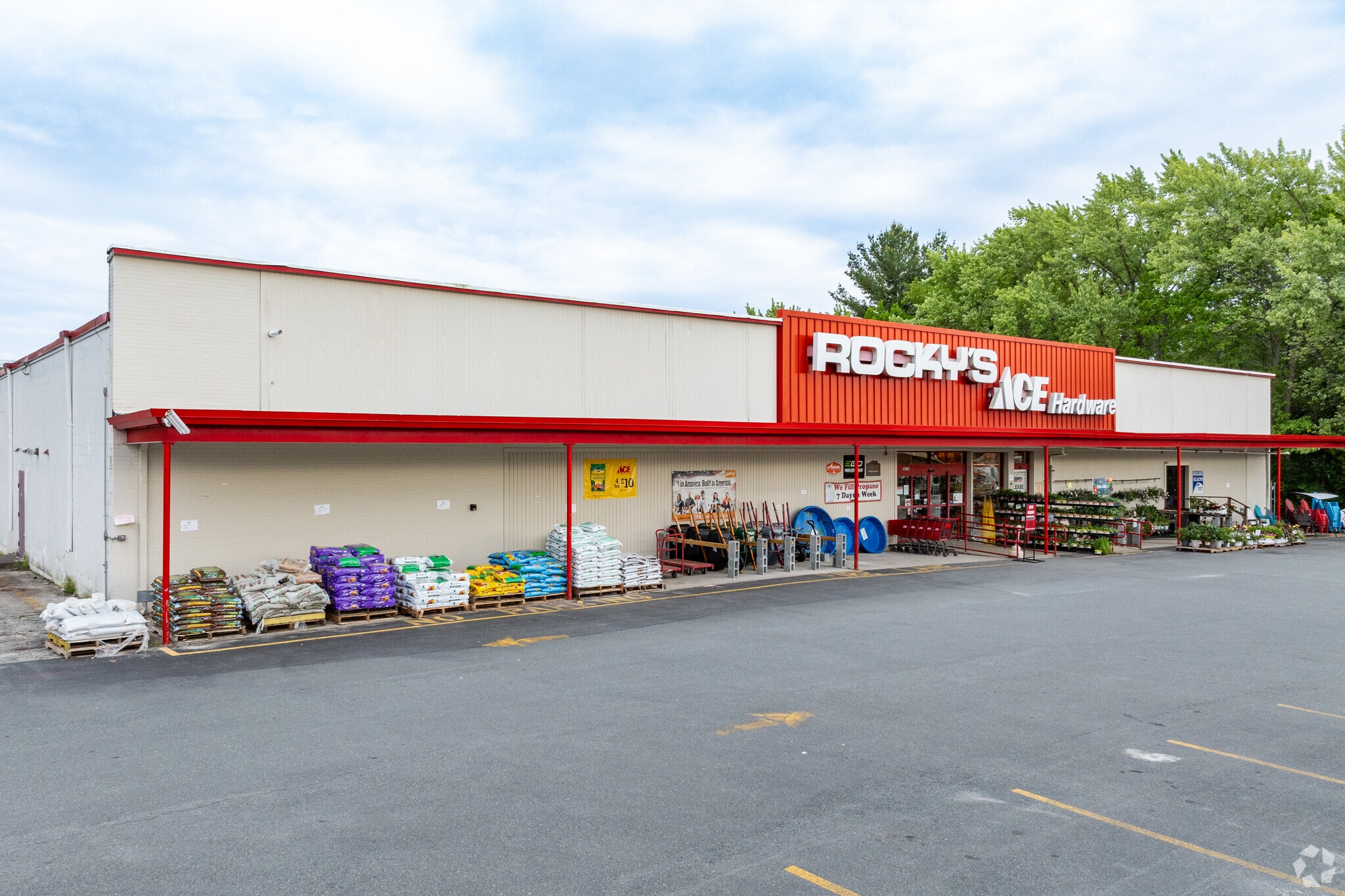 291-295 Pulaski Blvd, Bellingham, MA for sale Primary Photo- Image 1 of 1