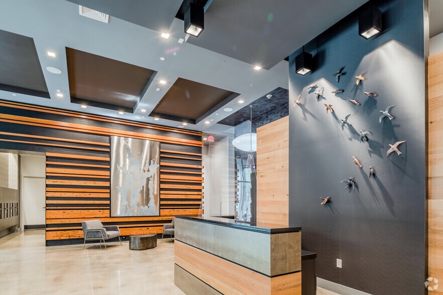 100 Mathewson St, Providence, RI for lease - Lobby - Image 3 of 21