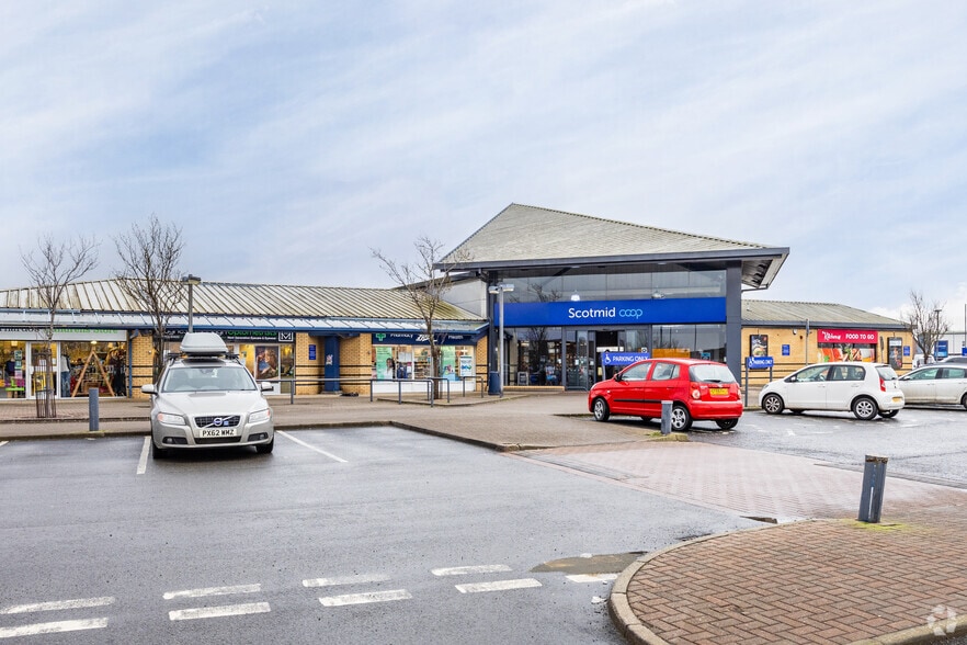 311-331 Old Edinburgh Rd, Glasgow for lease - Primary Photo - Image 1 of 2