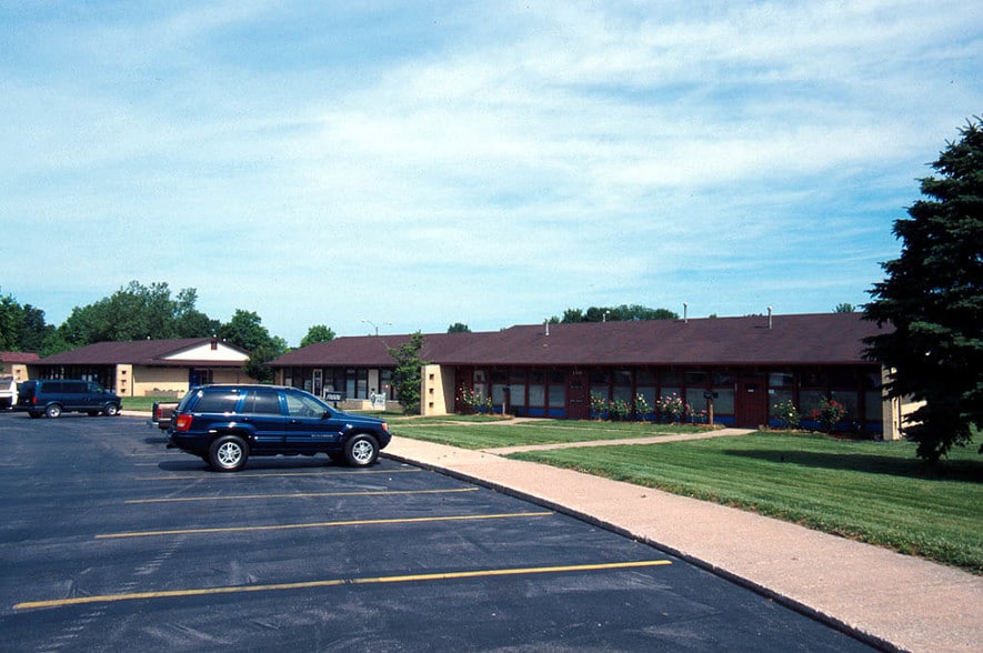 1350-1358 D'Adrian Professional Pky, Godfrey, IL for lease - Other - Image 2 of 23