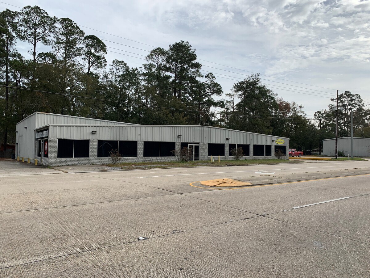 888 Old Spanish Trl, Slidell, LA 70458