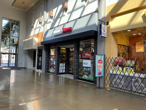 1000-9000 Northgate Mall, San Rafael, CA for lease Interior Photo- Image 2 of 2