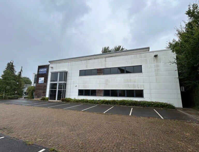 William Brown Close, Cwmbran for lease - Building Photo - Image 2 of 3