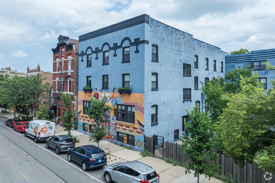 1831 S Racine Ave, Chicago, IL for sale - Primary Photo - Image 1 of 1