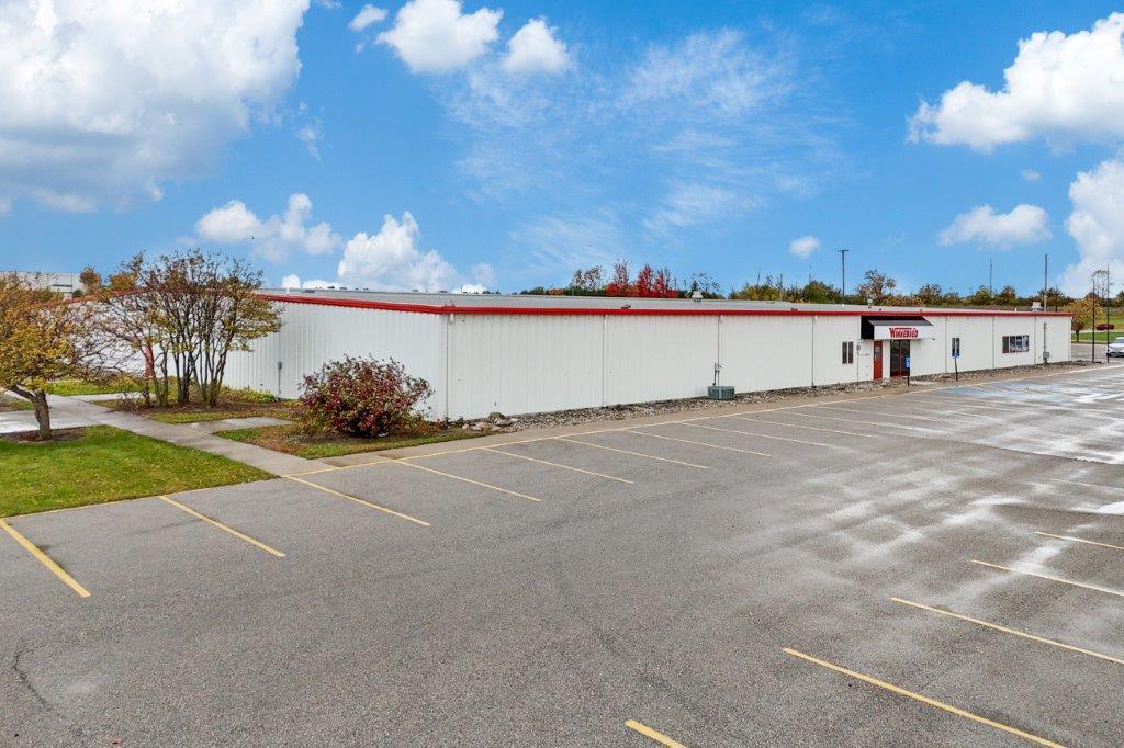 1919 SW 8th St SW, Waverly, IA for sale Building Photo- Image 1 of 24