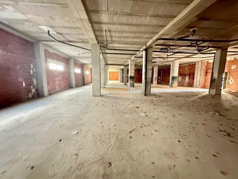 Retail in ELX, Alicante for lease - Building Photo - Image 1 of 9