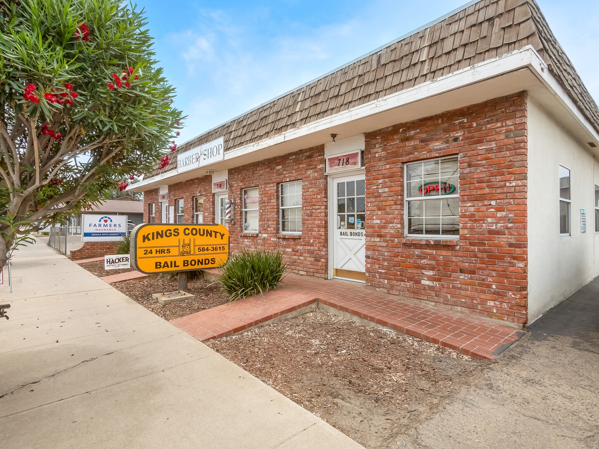 Hanford Urgent Care 11th Ave