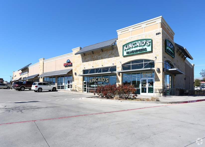 220 Adams Dr, Weatherford, TX for sale - Primary Photo - Image 1 of 1