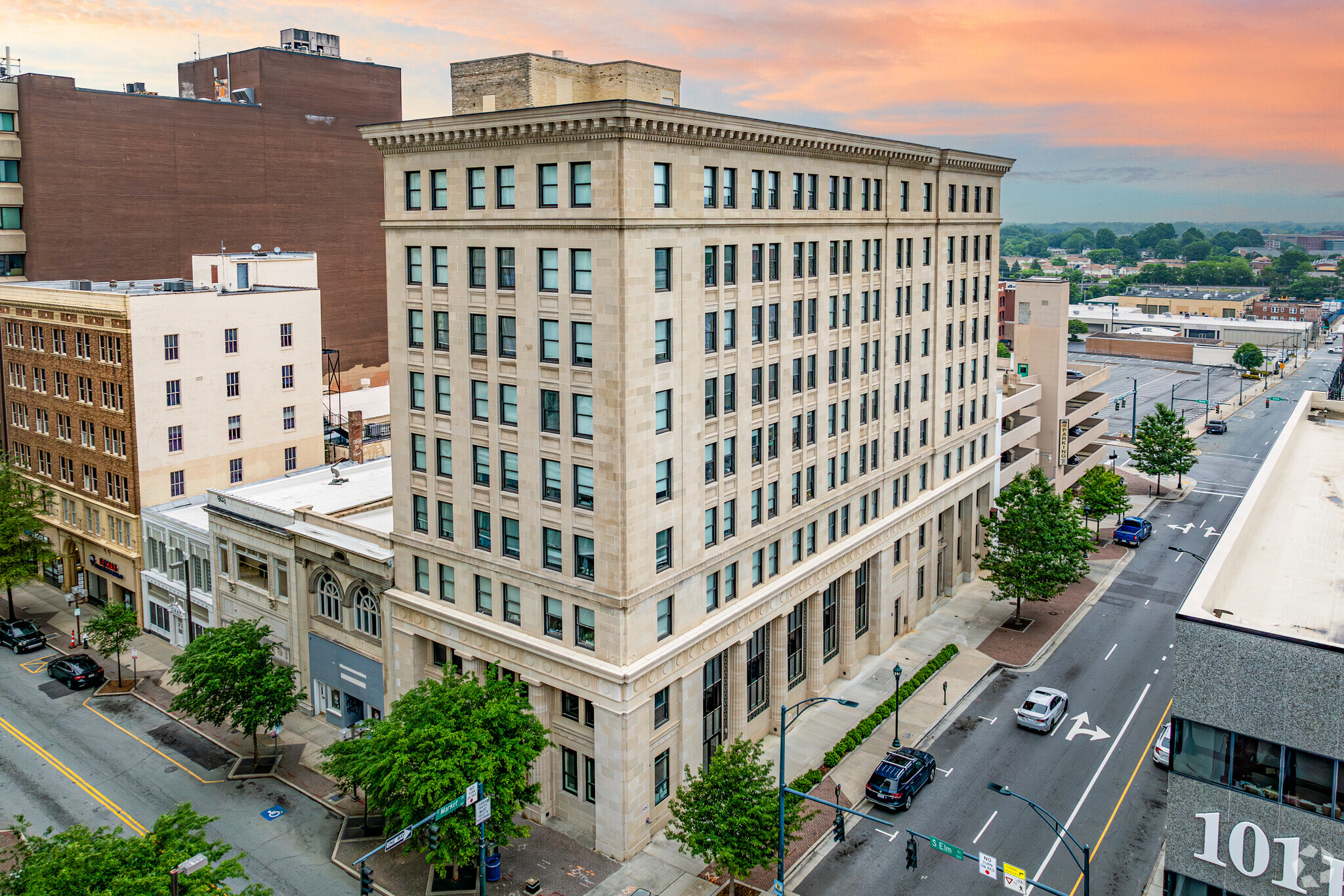 100-102 N Elm St, Greensboro, NC for sale Primary Photo- Image 1 of 1