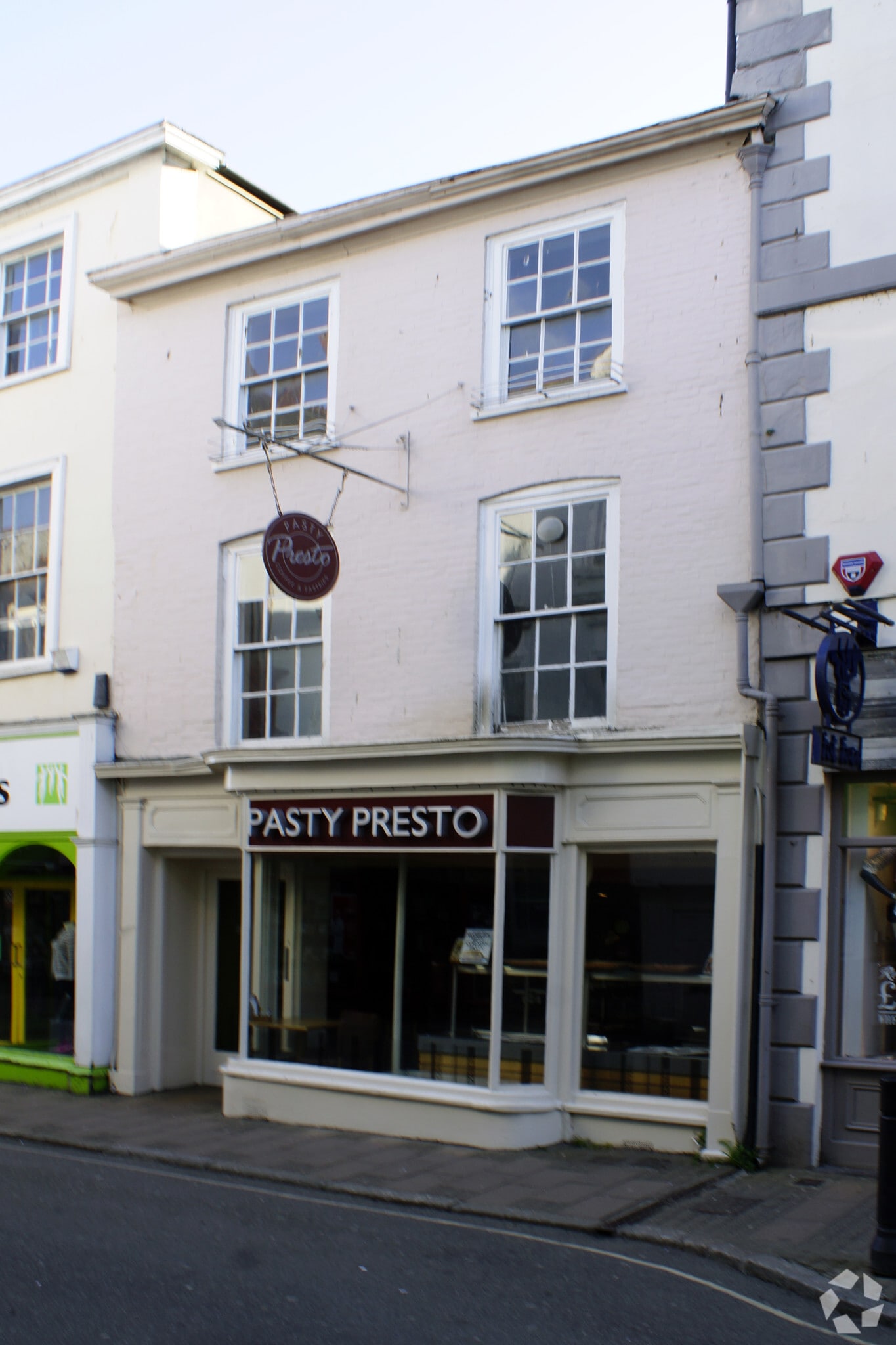 88 High St, Barnstaple for sale Primary Photo- Image 1 of 1