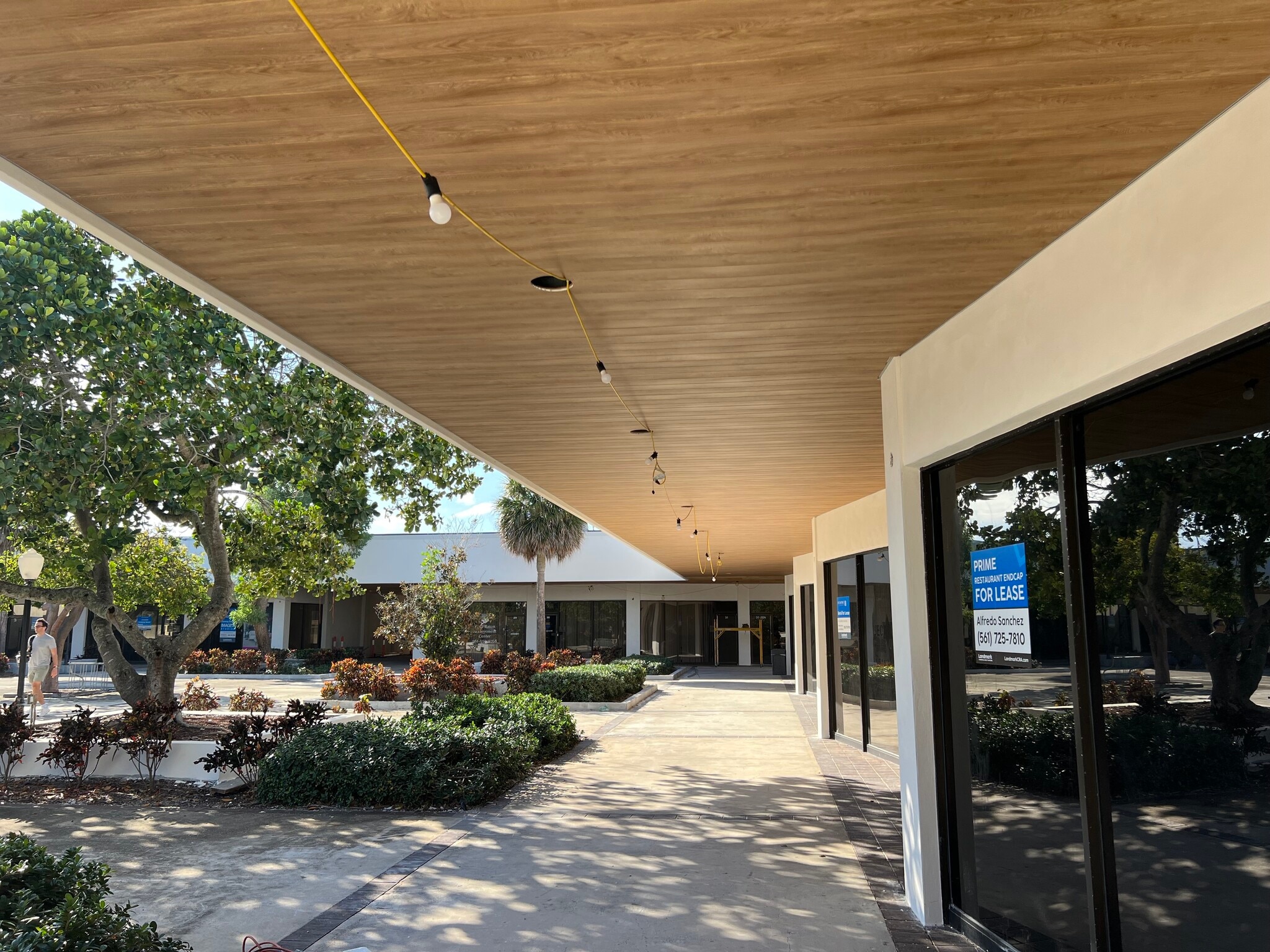 500 NE Spanish River Blvd, Boca Raton, FL for sale Building Photo- Image 1 of 1