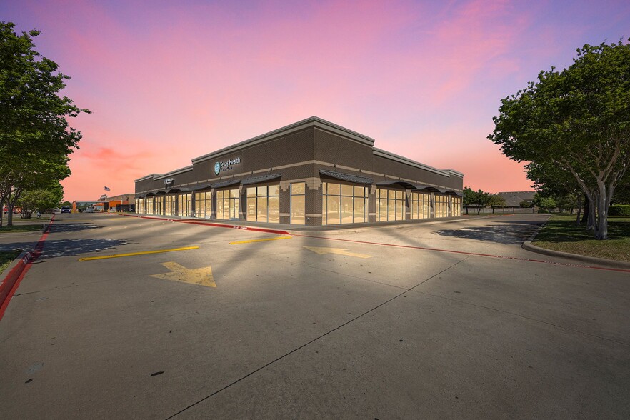 5501 Gordon Smith Dr, Rowlett, TX for lease - Primary Photo - Image 1 of 8