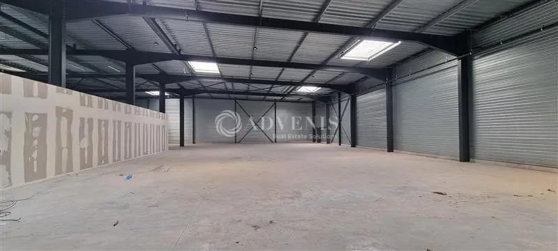 Industrial in Wambrechies for lease - Interior Photo - Image 3 of 12