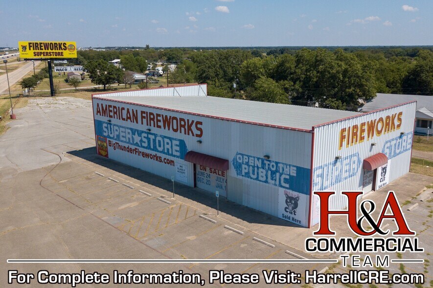 182 N McLennan Dr, Elm Mott, TX for sale - Building Photo - Image 1 of 1