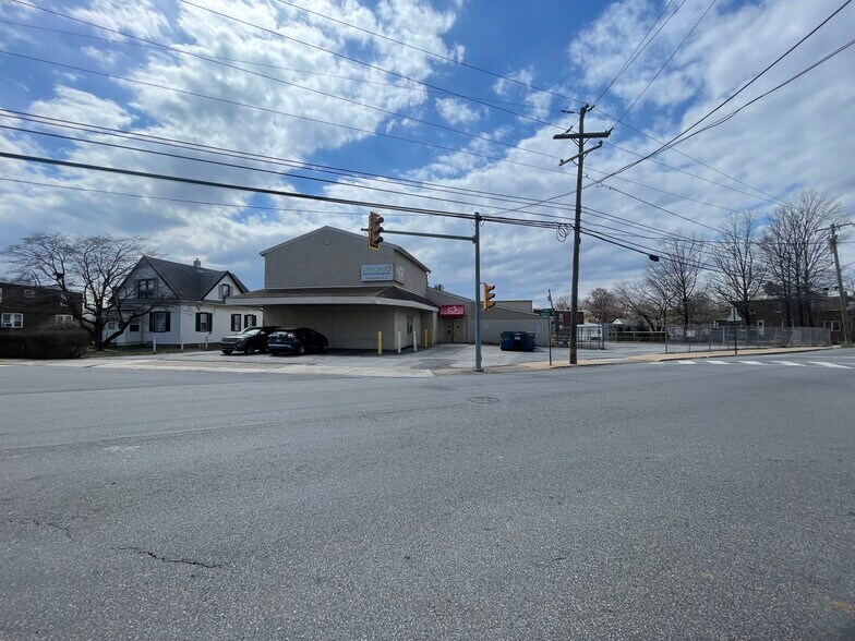 1580 Huddell Ave, Marcus Hook, PA for lease - Building Photo - Image 2 of 25