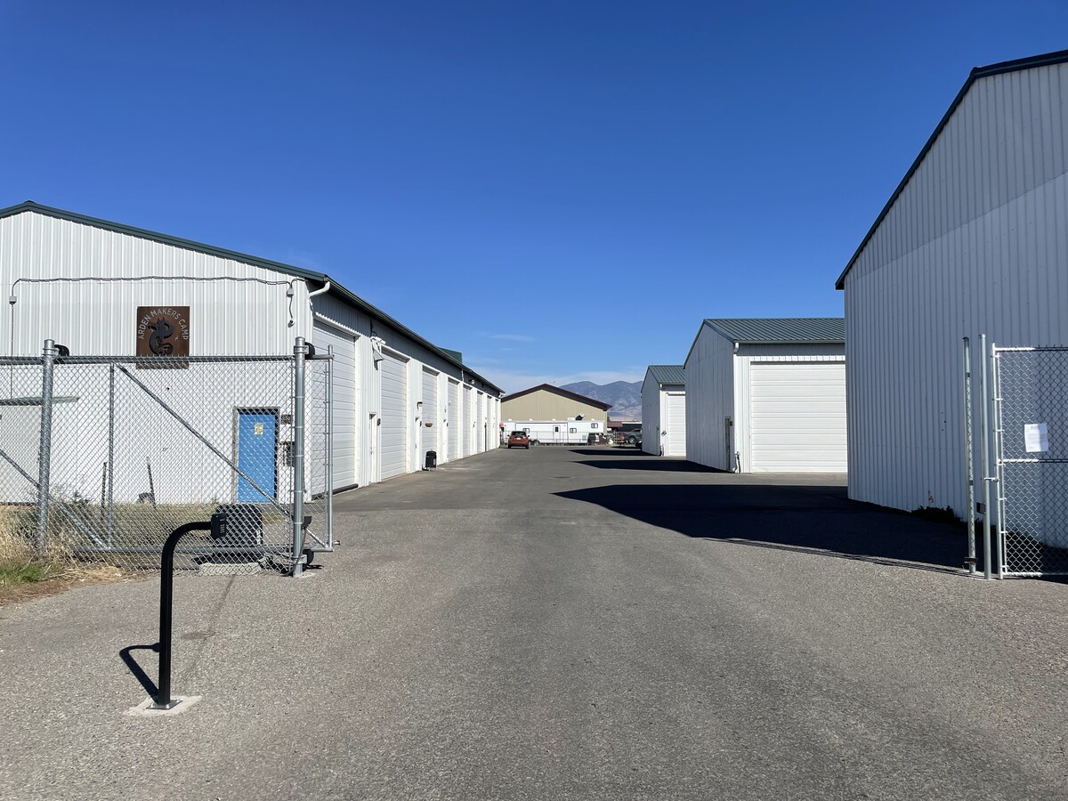 215 Arden Dr, Belgrade, MT 59714 - Belgrade Industrial Warehouse Condos ...