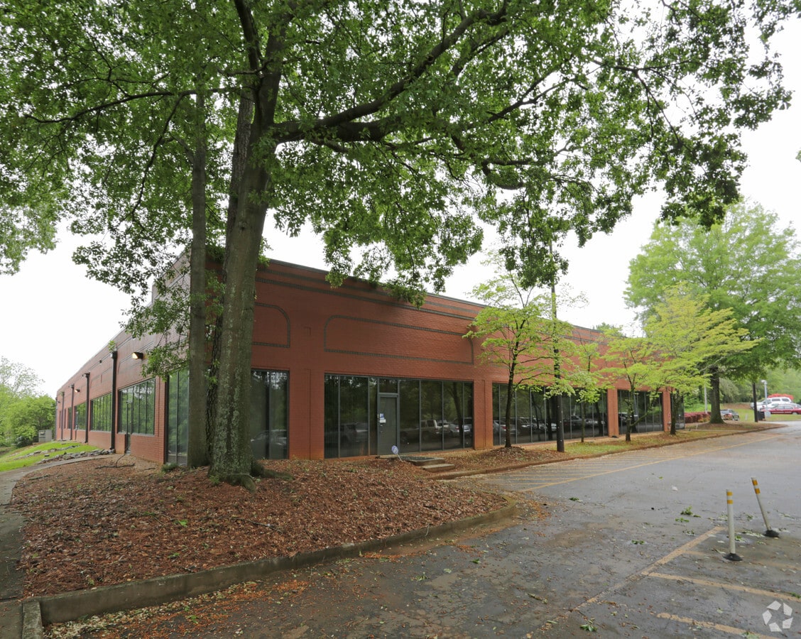 815 Park North Blvd, Clarkston, GA 30021 Property Record