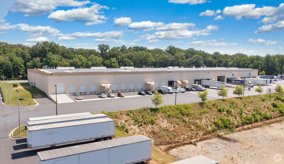 6210 Days Cove Rd, White Marsh, MD for sale - Building Photo - Image 1 of 1