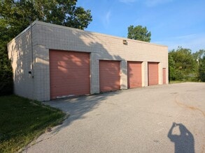 12243-12305 Natural Bridge Rd, Bridgeton, MO for lease Building Photo- Image 1 of 2