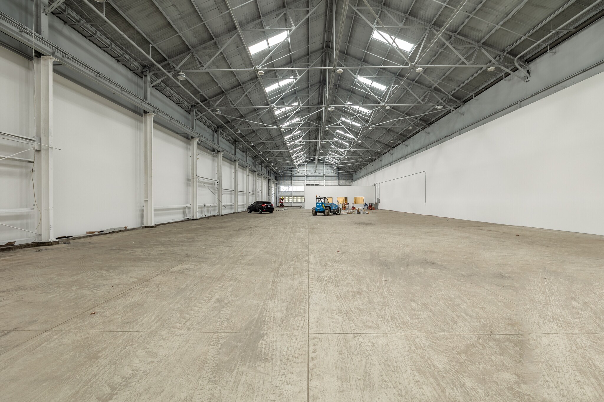 1960-1980 Mandela Pky, Oakland, CA for lease Interior Photo- Image 1 of 7