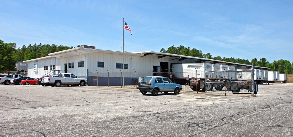 1941 Old Dunbar Rd, West Columbia, SC for sale - Primary Photo - Image 2 of 3