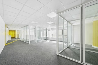 69 Rue D'Aguesseau, Boulogne-Billancourt for sale Interior Photo- Image 1 of 5