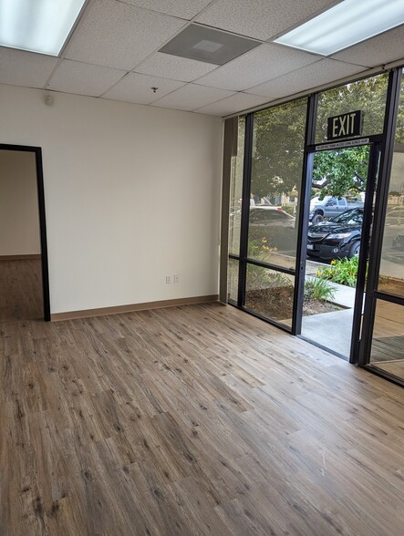 1500 Mariner Dr, Oxnard, CA for lease - Interior Photo - Image 2 of 7