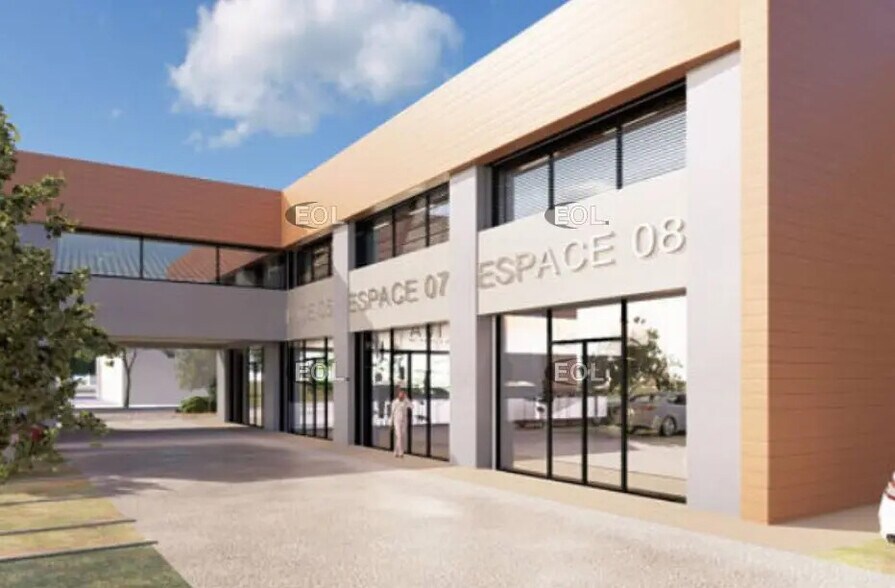 Flex in Roquevaire for lease - Building Photo - Image 3 of 7