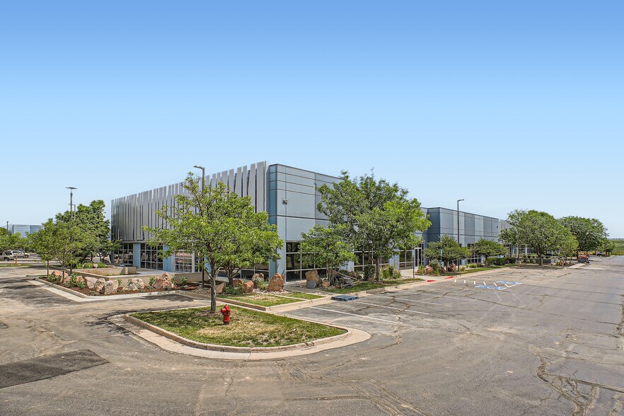 2650 Crescent Dr, Lafayette, CO for lease - Building Photo - Image 1 of 6