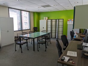 1111 N Wells St, Chicago, IL for lease Interior Photo- Image 2 of 4