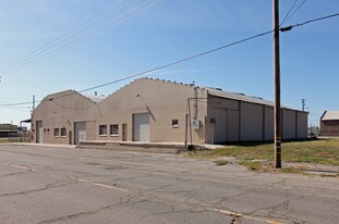 576 S Center St, Turlock CA - Warehouse