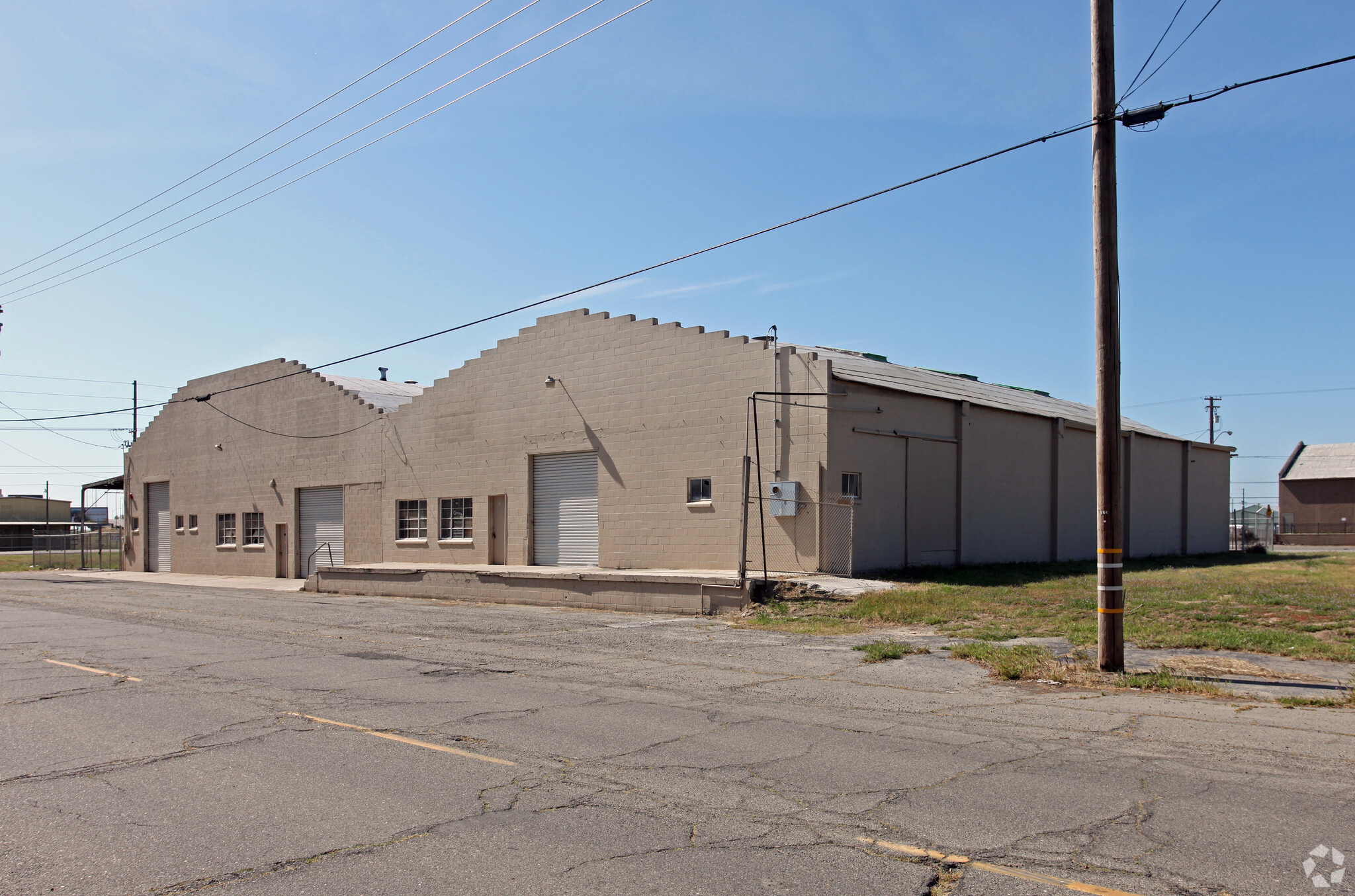 576 S Center St, Turlock, CA for sale Primary Photo- Image 1 of 1