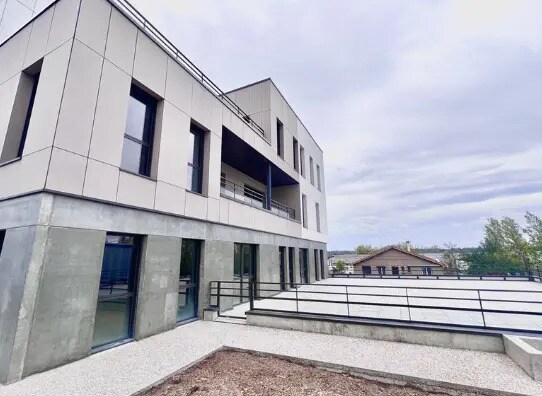 Vente Bureaux 83 m² à 272 m² - Photo 1