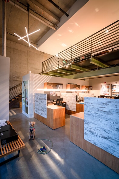 3046 17th Ave W, Seattle, WA for lease - Interior Photo - Image 2 of 45