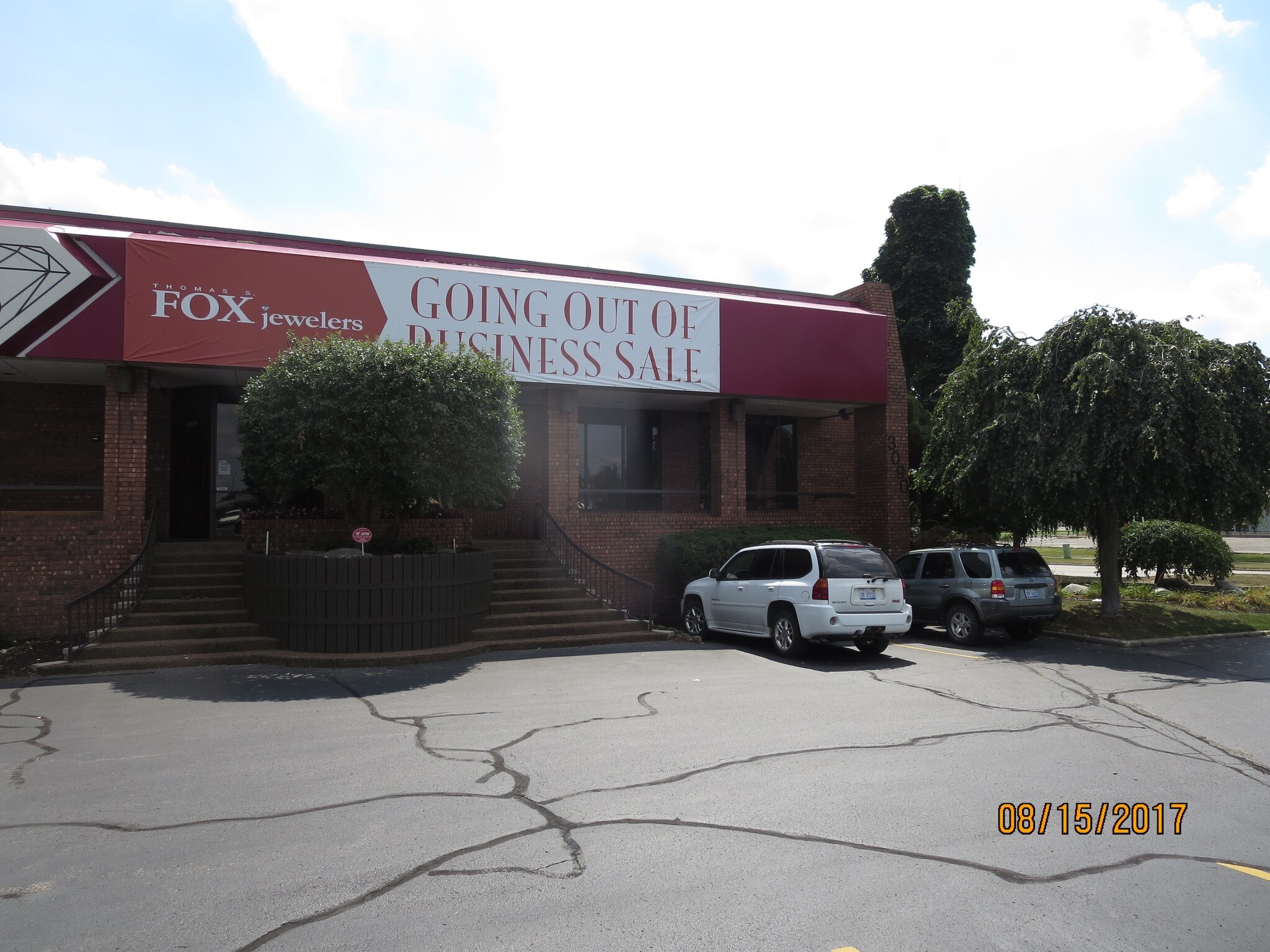 3090 28th St SE, Grand Rapids, MI for sale Building Photo- Image 1 of 1