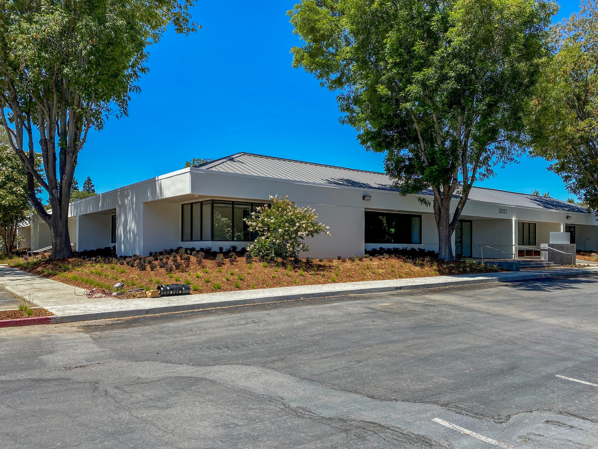 3047 Orchard Pky, San Jose, CA 95134 - Flex for Lease | LoopNet.com