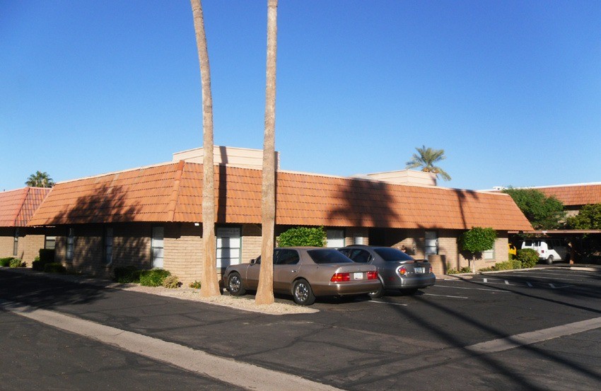 1730 S Jentilly Ln, Tempe, AZ for lease - Building Photo - Image 1 of 2