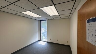 155 Maple St, Springfield, MA for lease Building Photo- Image 2 of 4