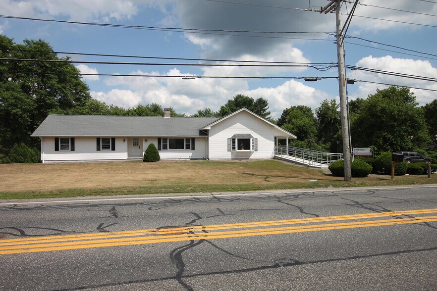 135 Thompson Rd, Webster, MA 01570