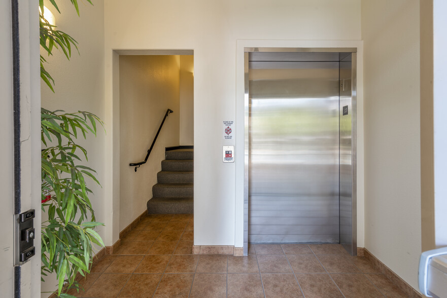 4357 Montgomery Dr, Santa Rosa, CA for lease - Interior Photo - Image 3 of 5