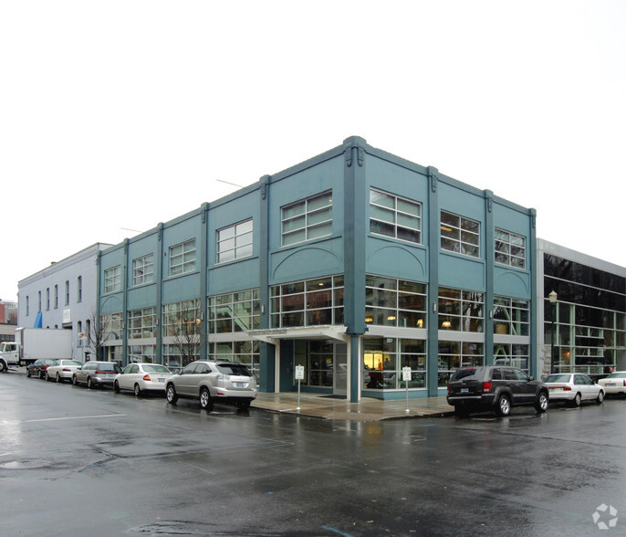 207 NW Park Ave, Portland, OR for lease - Building Photo - Image 1 of 4