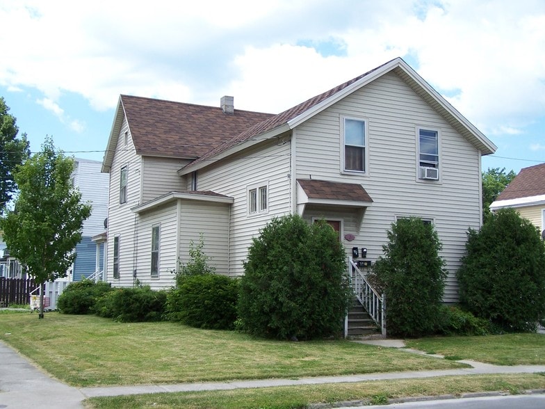 624 Franklin St, Watertown, NY for sale - Building Photo - Image 1 of 1